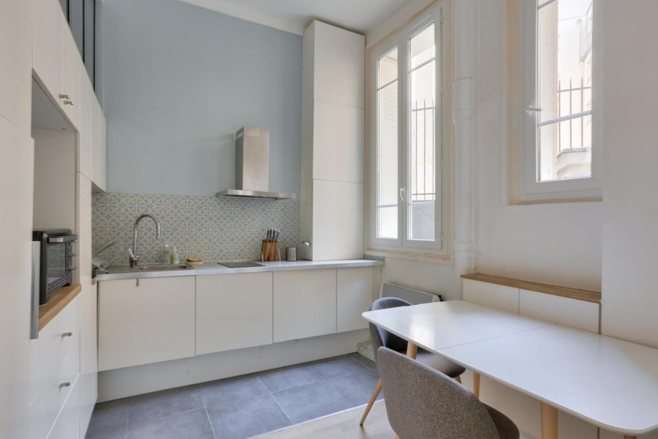 Charming Studio - Paris 18Th District Apartman Kültér fotó